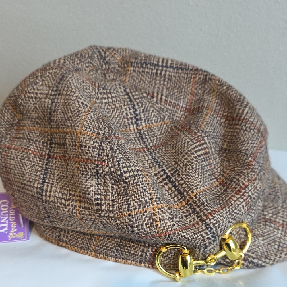 Tweed Newsboy Cap with Gold Chain NWT